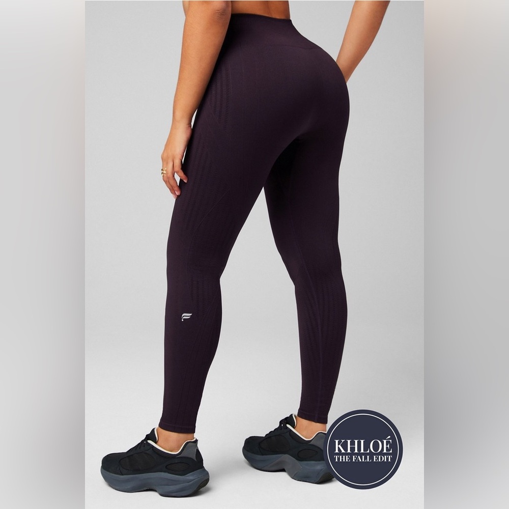 Fabletics Workout Set Performance Fabric - image 3
